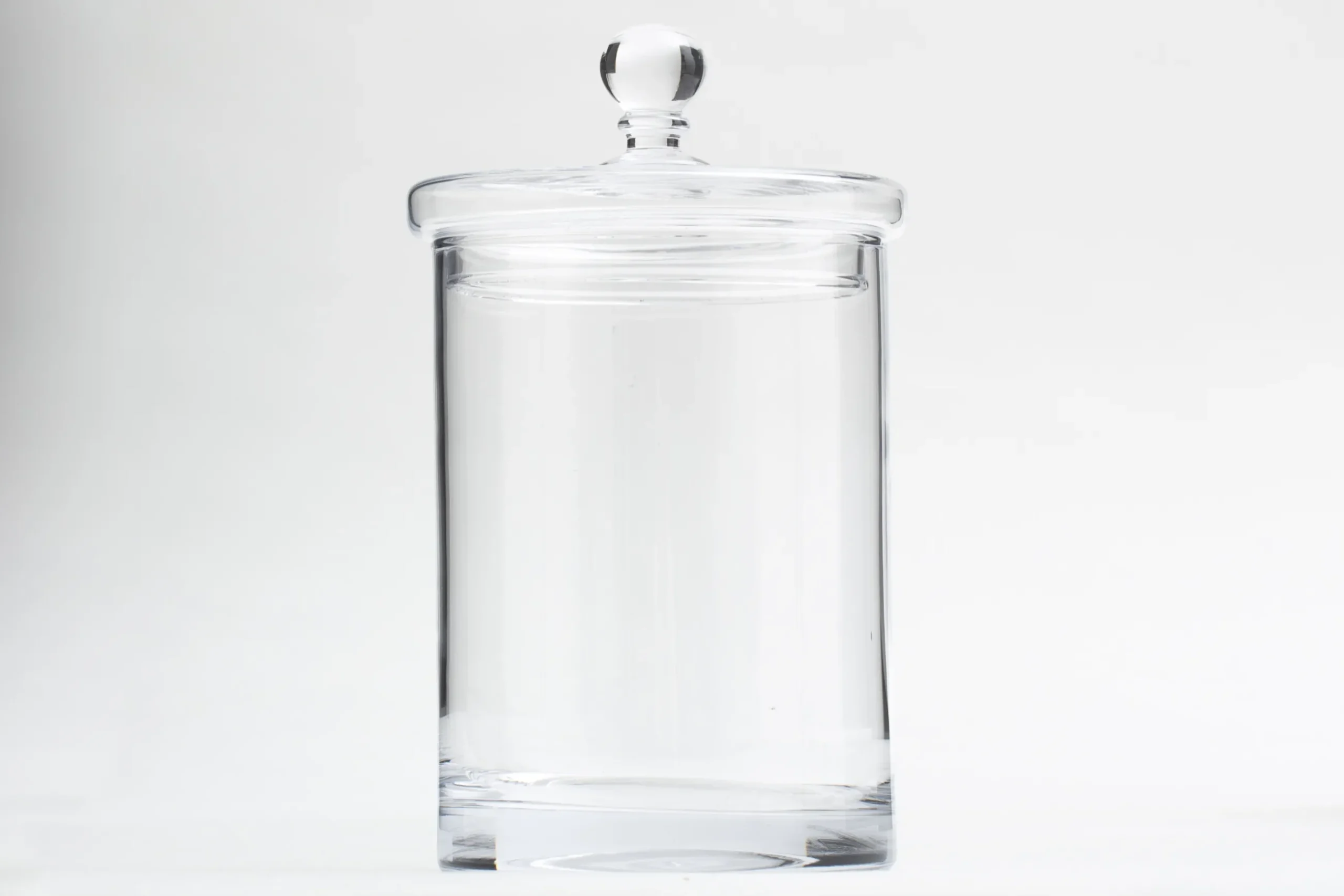 Lioni, Snoeppot, Glas, S