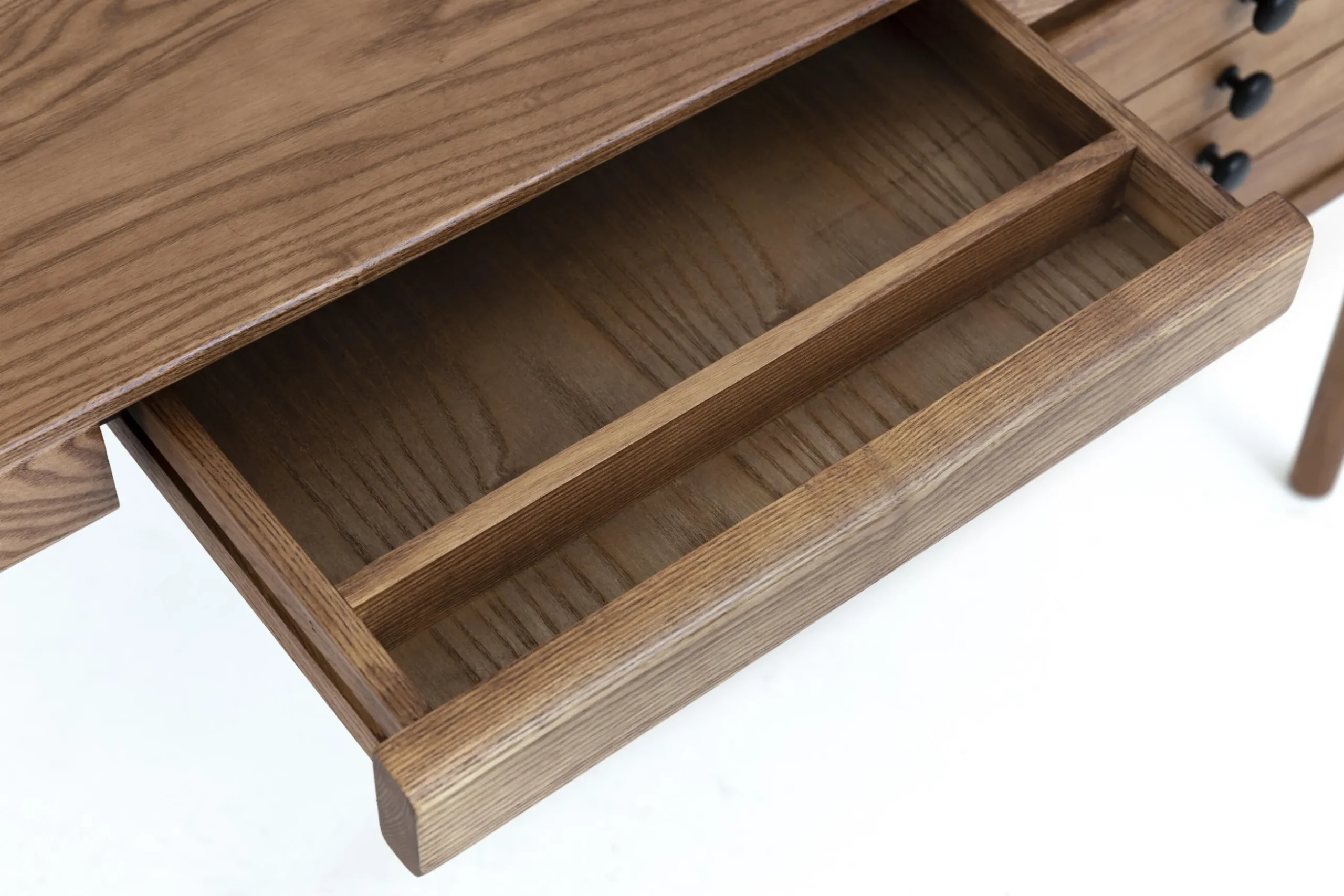 Luca, Bureau, Hout