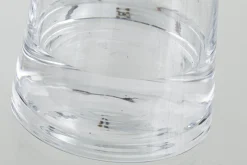 Ruth, Kan, Mondgeblazen Glas