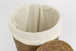 Togo, Linnenmand, Met Linnen Zak, Riet