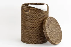 Togo, Linnenmand, Met Oren, Riet