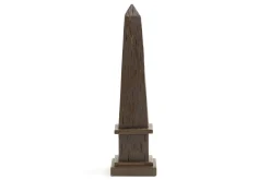 Waku, Obelisk, Bruin, S